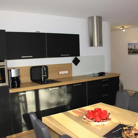 Apartment Villa-gutenberg-3-zi-whg-am-kurpark-2-4-pers-terrasse-ruhige-u-zentrale-lage