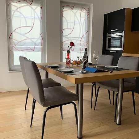 Villa-gutenberg-3-zi-whg-am-kurpark-2-4-pers-terrasse-ruhige-u-zentrale-lage Appartamento Binz
